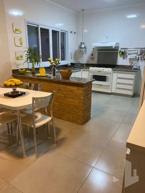 Foto 8 de Casa com 3 quartos à venda, 2117m2 em Chácara Itaúna, Jau - SP