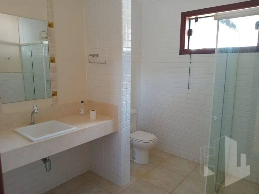 Foto 8 de Casa com 3 quartos à venda, 1365m2 em Jau - SP