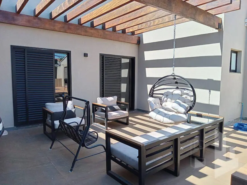 Foto 9 de Casa com 4 quartos à venda, 300m2 em Jardim Campos Prado, Jau - SP