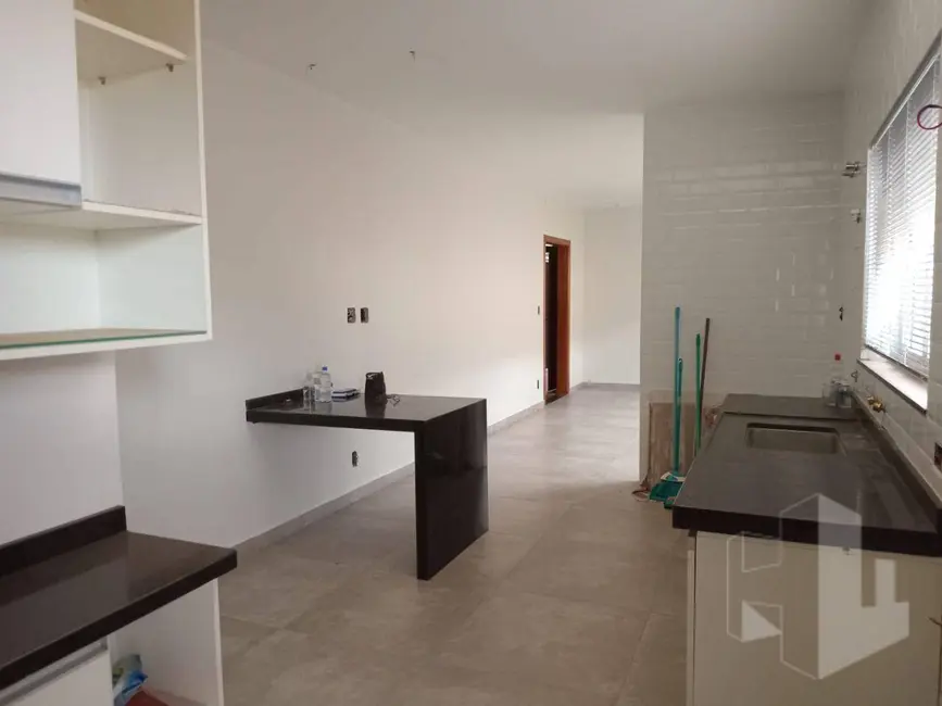 Foto 7 de Casa com 3 quartos à venda, 325m2 em Centro, Jau - SP