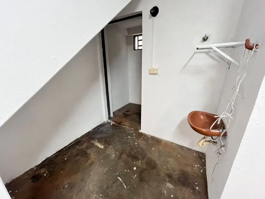 Foto 2 de Armazém / Galpão para alugar, 250m2 em Jardim Netinho Prado, Jau - SP