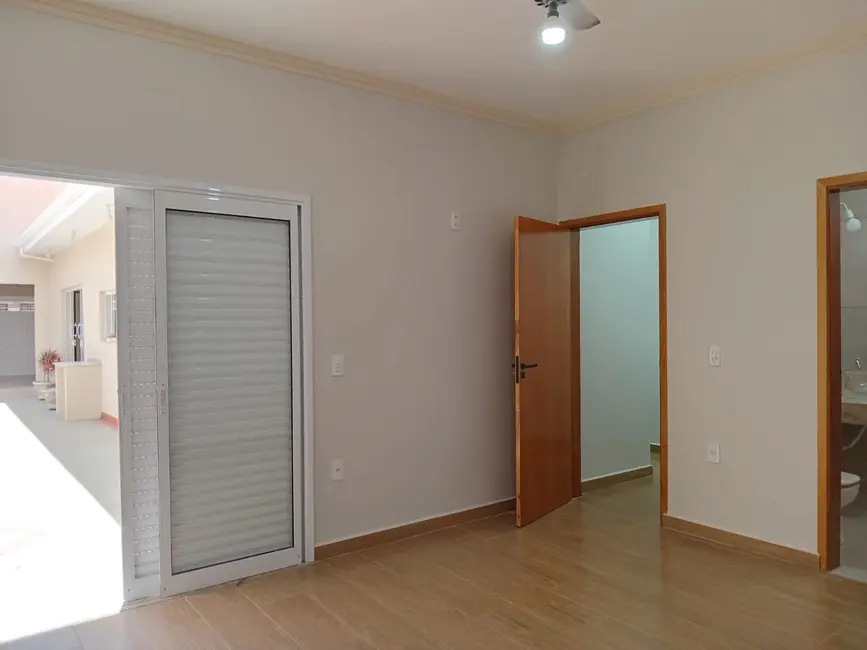 Foto 8 de Casa com 2 quartos à venda, 200m2 em Jardim Campos Prado, Jau - SP