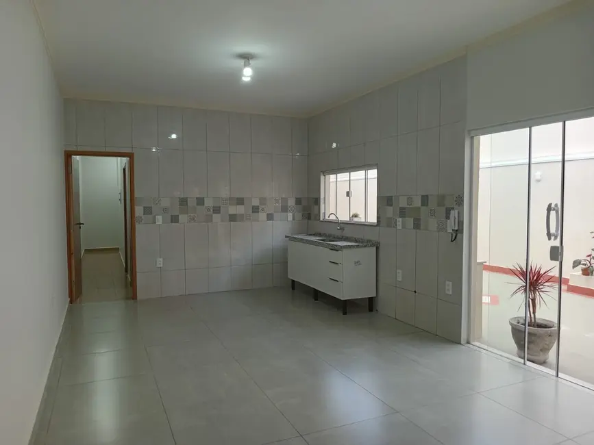 Foto 3 de Casa com 2 quartos à venda, 200m2 em Jardim Campos Prado, Jau - SP