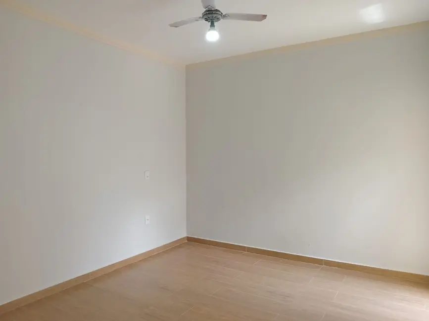 Foto 7 de Casa com 2 quartos à venda, 200m2 em Jardim Campos Prado, Jau - SP