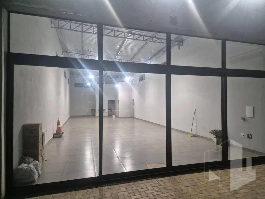 Foto 3 de Sala Comercial à venda, 240m2 em Centro, Jau - SP
