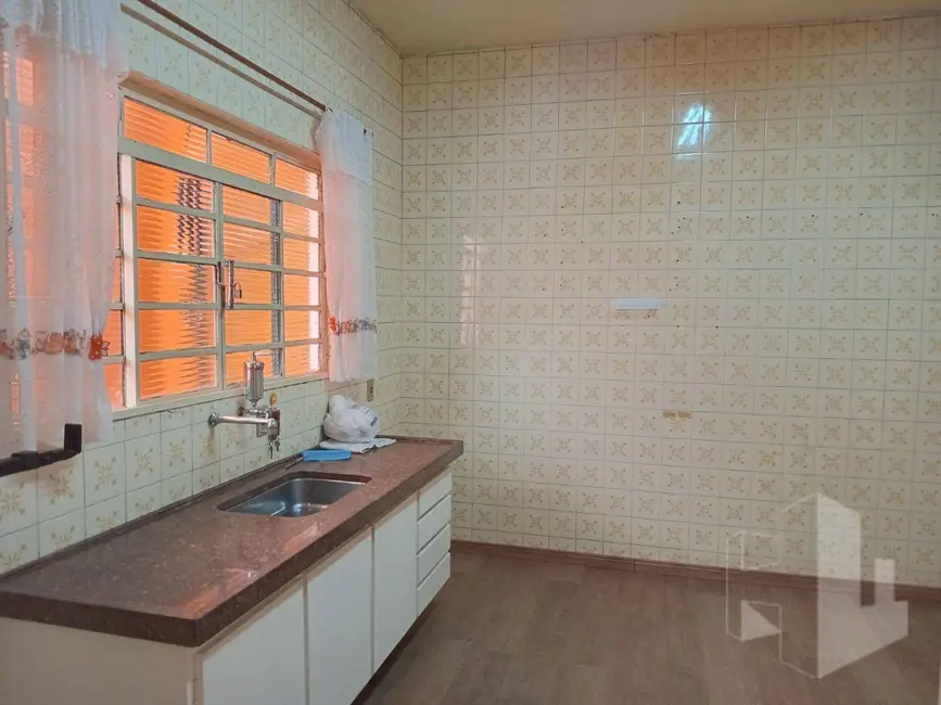 Foto 4 de Casa com 3 quartos à venda, 250m2 em Jardim Estádio, Jau - SP