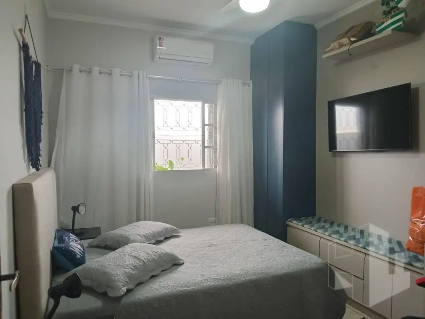 Foto 5 de Casa com 2 quartos à venda, 192m2 em Chácara Flora, Jau - SP