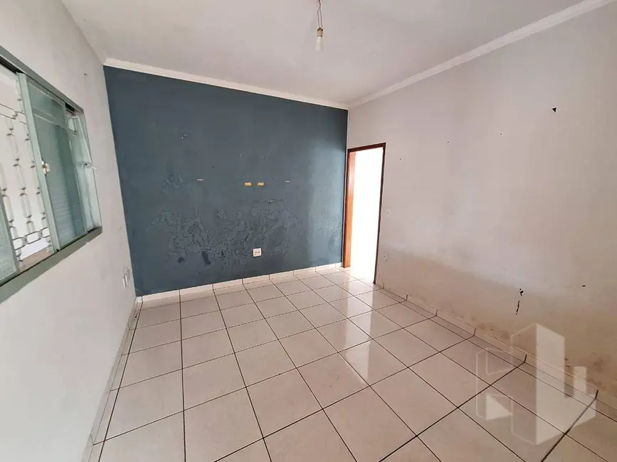 Foto 2 de Casa com 2 quartos à venda, 140m2 em Jardim Cila de Lúcio Bauab, Jau - SP
