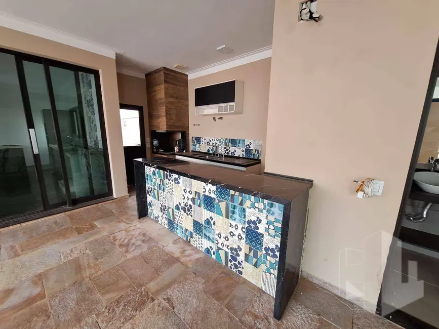 Casa de Condomínio com 3 quartos à venda, 392m2 em Condomínio Flamboyant, Jau - SP - imagem 5 Foto 5 de Casa de Condomínio com 3 quartos à venda, 392m2 em Condomínio Flamboyant, Jau - SP