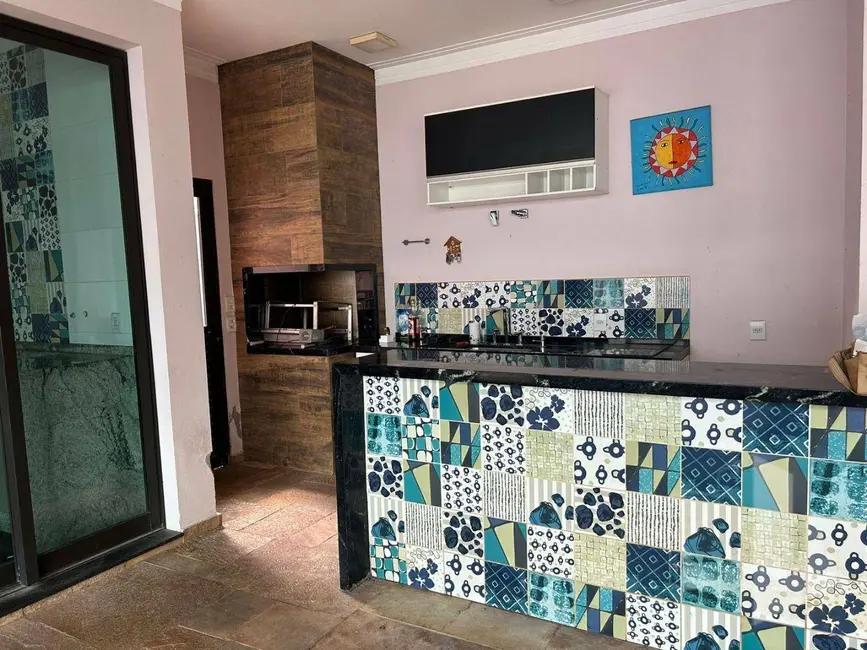 Foto 2 de Casa de Condomínio com 3 quartos à venda, 392m2 em Condomínio Flamboyant, Jau - SP