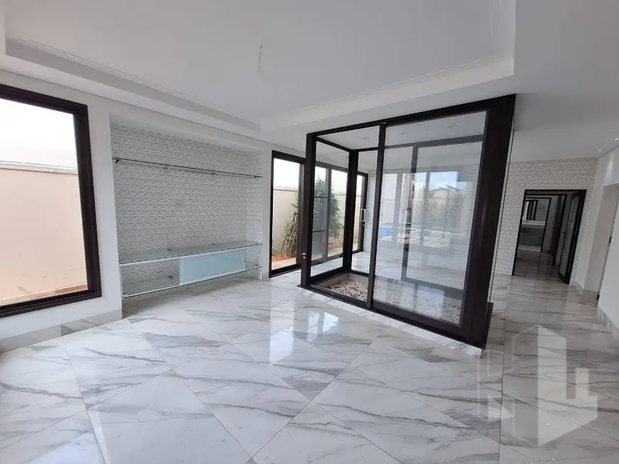 Casa de Condomínio com 3 quartos à venda, 392m2 em Condomínio Flamboyant, Jau - SP - imagem 8 Foto 8 de Casa de Condomínio com 3 quartos à venda, 392m2 em Condomínio Flamboyant, Jau - SP