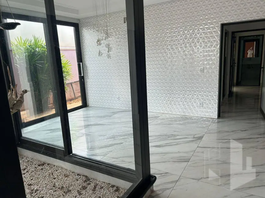 Foto 3 de Casa de Condomínio com 3 quartos à venda, 392m2 em Condomínio Flamboyant, Jau - SP