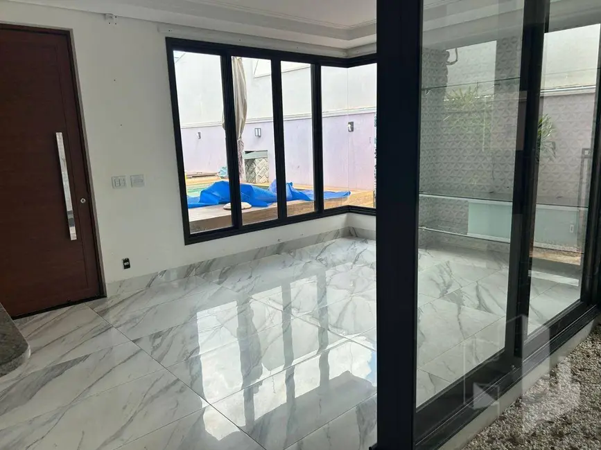 Foto 4 de Casa de Condomínio com 3 quartos à venda, 392m2 em Condomínio Flamboyant, Jau - SP