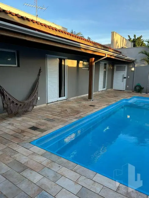 Foto 3 de Casa de Condomínio com 3 quartos à venda, 360m2 em Condomínio Flamboyant, Jau - SP