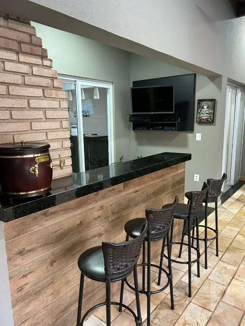 Foto 5 de Casa de Condomínio com 3 quartos à venda, 360m2 em Condomínio Flamboyant, Jau - SP