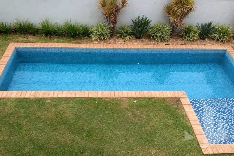 Foto 6 de Casa de Condomínio com 4 quartos à venda e para alugar, 600m2 em Vila Real, Jau - SP