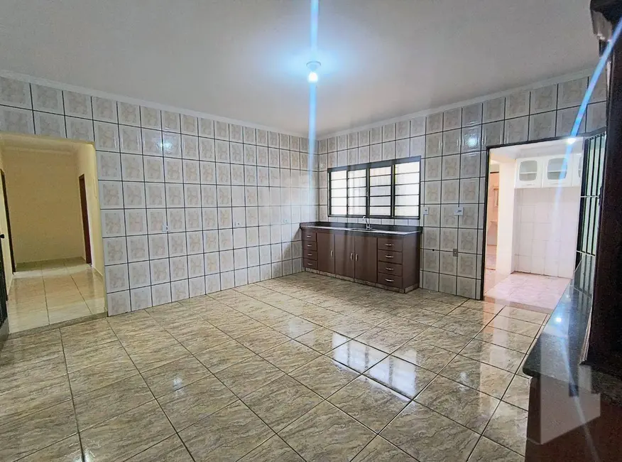 Foto 5 de Casa com 3 quartos para alugar, 205m2 em Jardim Antonina, Jau - SP