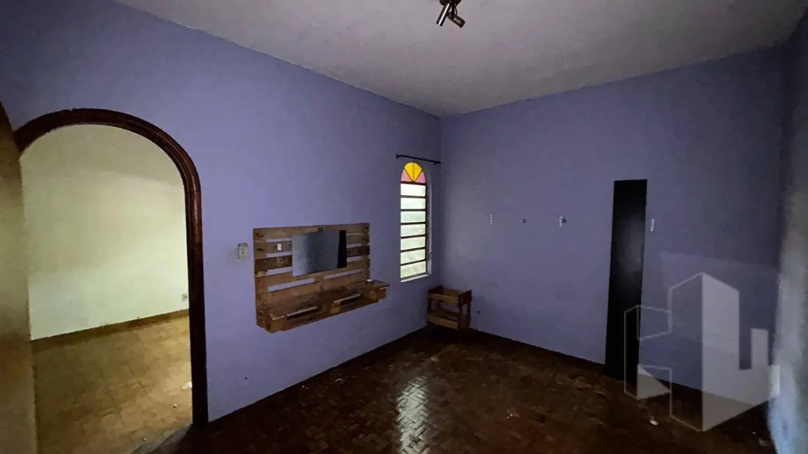 Foto 6 de Casa com 4 quartos à venda e para alugar, 400m2 em Centro, Jau - SP