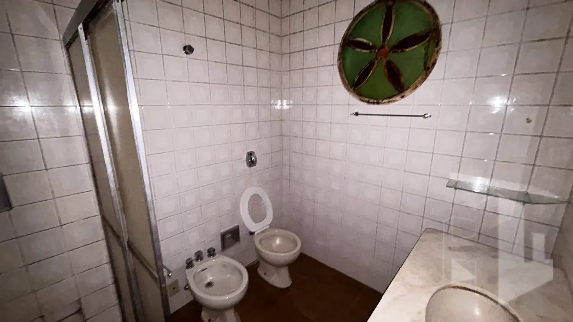 Foto 9 de Casa com 4 quartos à venda e para alugar, 400m2 em Centro, Jau - SP