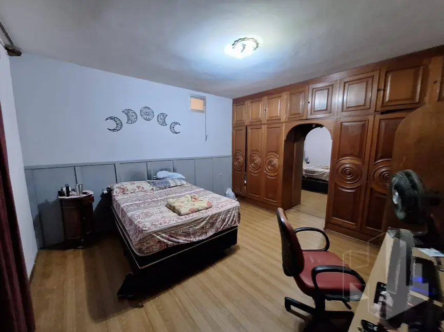 Foto 9 de Casa com 4 quartos à venda, 400m2 em Centro, Jau - SP