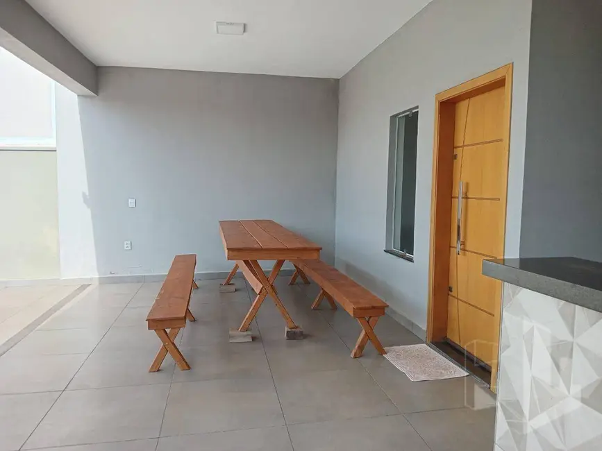Foto 4 de Casa com 1 quarto à venda, 250m2 em Jau - SP