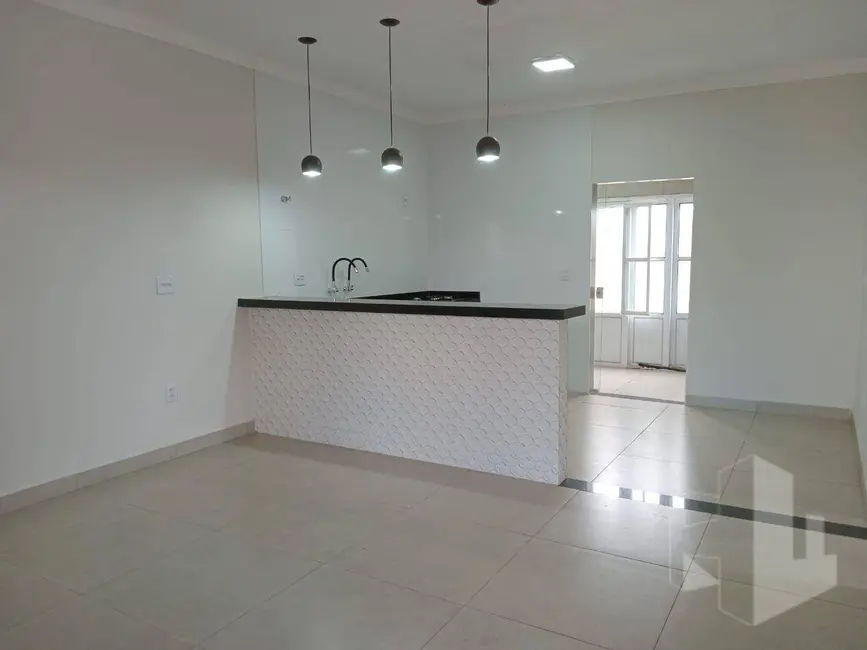 Foto 5 de Casa com 1 quarto à venda, 250m2 em Jau - SP