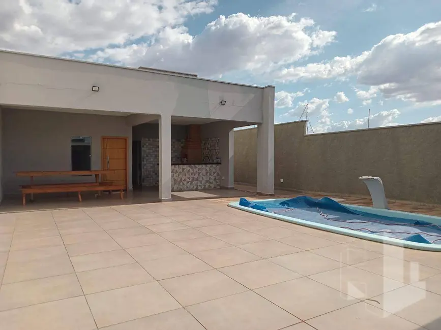 Foto 2 de Casa com 1 quarto à venda, 250m2 em Jau - SP