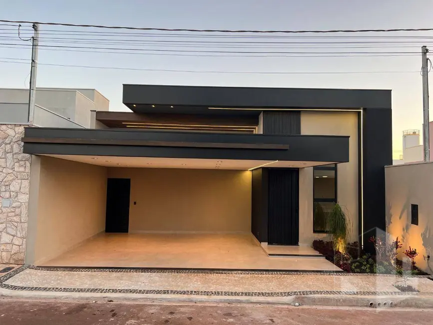 Foto 3 de Casa de Condomínio com 3 quartos à venda, 180m2 em Jardim Europa, Jau - SP