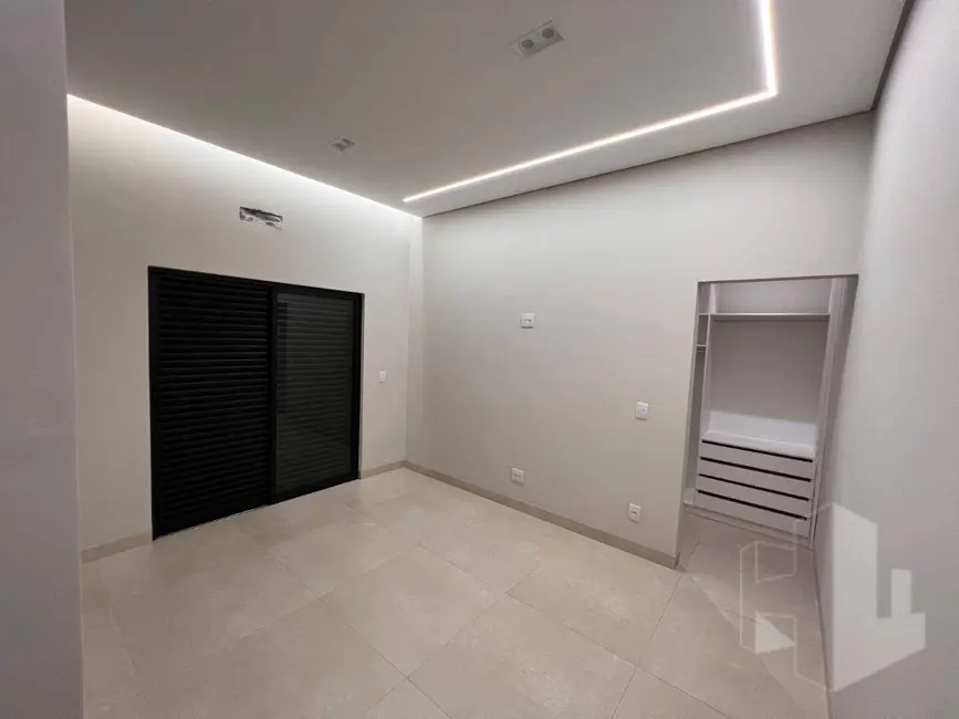 Foto 8 de Casa de Condomínio com 3 quartos à venda, 180m2 em Jardim Europa, Jau - SP