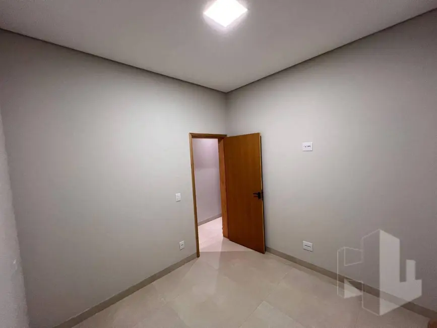 Foto 6 de Casa de Condomínio com 3 quartos à venda, 180m2 em Jardim Europa, Jau - SP
