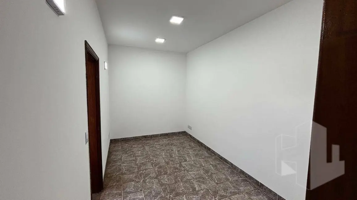 Foto 6 de Casa para alugar, 200m2 em Centro, Jau - SP