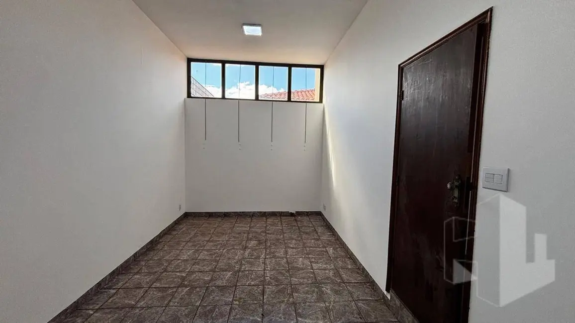 Foto 7 de Casa para alugar, 200m2 em Centro, Jau - SP