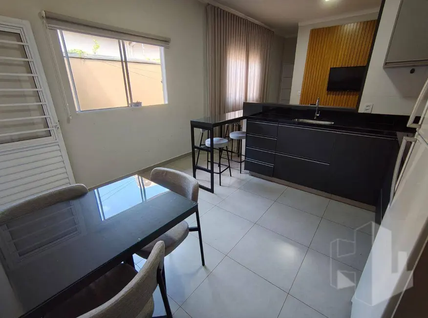 Foto 1 de Casa com 2 quartos à venda, 165m2 em Jardim Dona Emília, Jau - SP