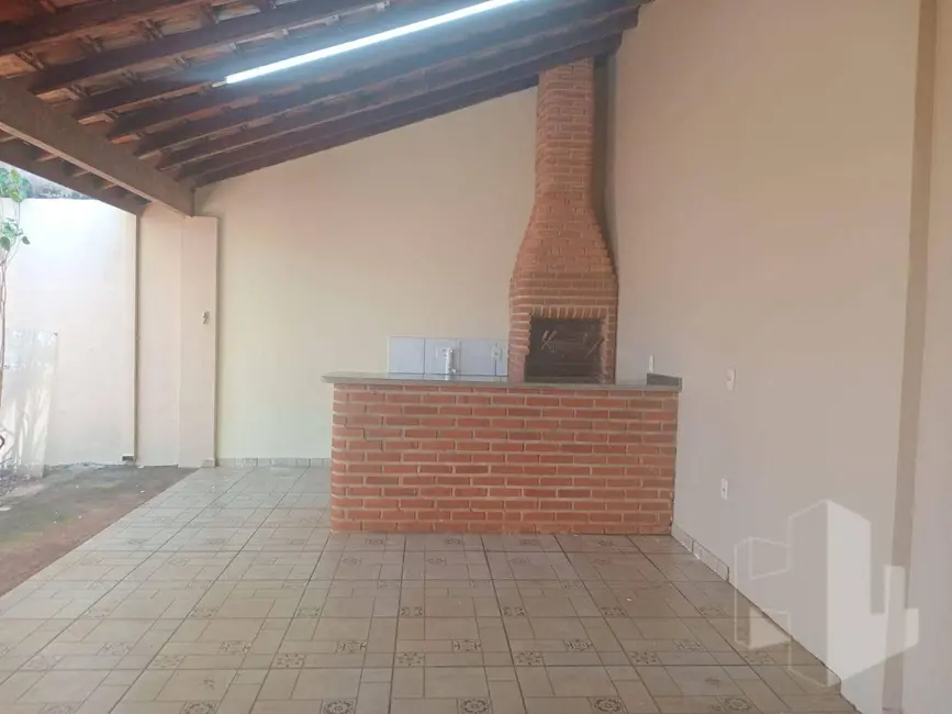 Foto 1 de Casa com 2 quartos à venda e para alugar, 400m2 em Jardim Parati, Jau - SP