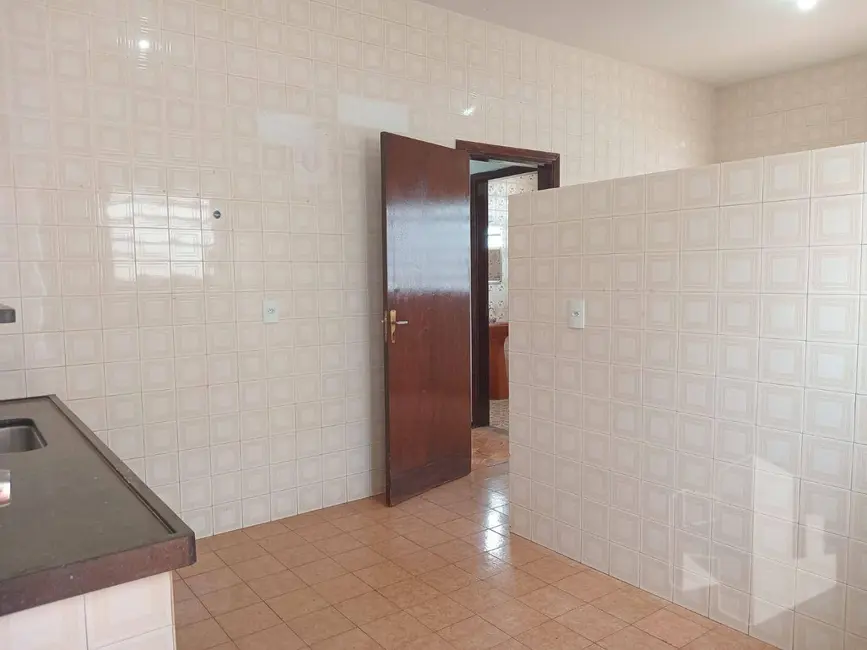 Foto 6 de Casa com 3 quartos à venda, 117m2 em Vila Maria Cristina, Jau - SP