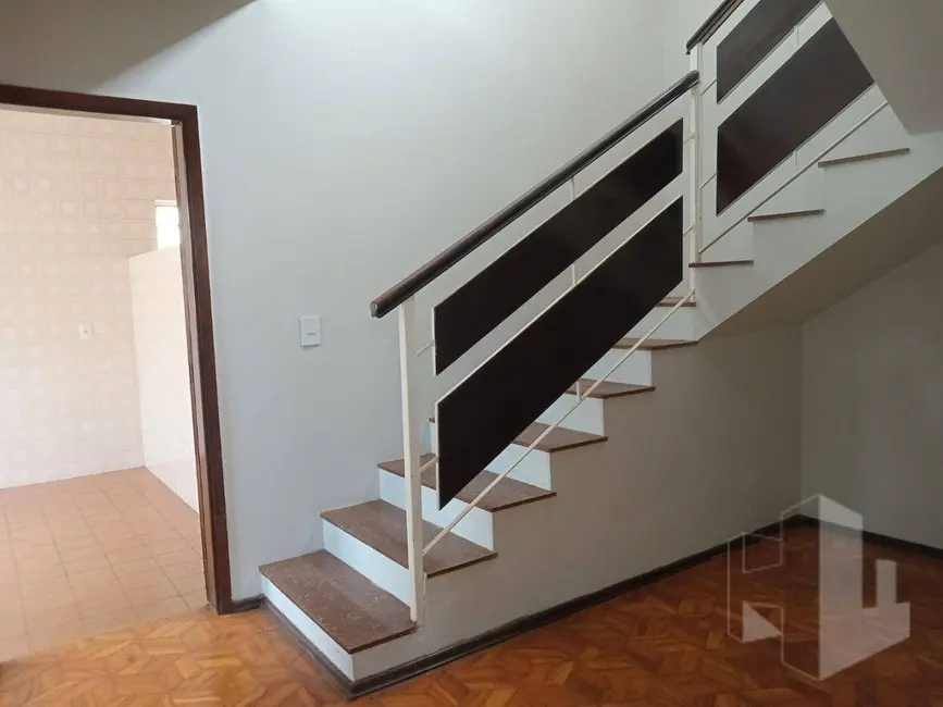Foto 3 de Casa com 3 quartos à venda, 117m2 em Vila Maria Cristina, Jau - SP