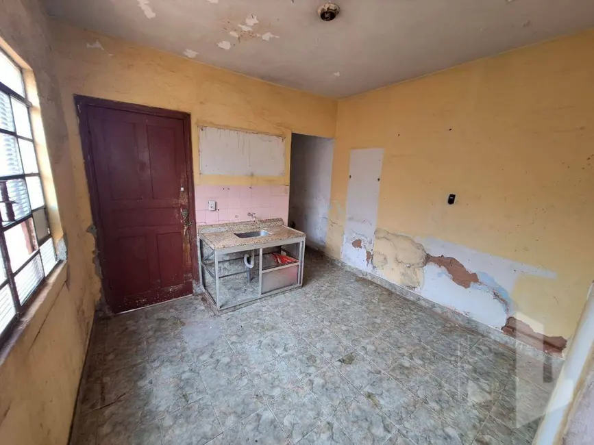 Foto 2 de Casa com 2 quartos à venda, 125m2 em Jardim Netinho Prado, Jau - SP