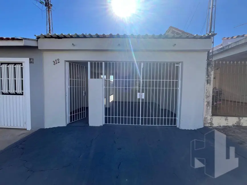 Foto 1 de Casa com 2 quartos à venda, 125m2 em Jardim Netinho Prado, Jau - SP