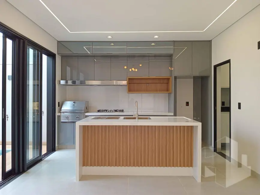 Foto 2 de Casa de Condomínio com 3 quartos à venda, 180m2 em Jardim Europa, Jau - SP