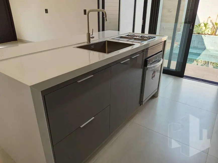 Foto 5 de Casa de Condomínio com 3 quartos à venda, 180m2 em Jardim Europa, Jau - SP