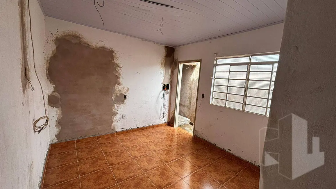 Foto 2 de Casa com 2 quartos à venda, 110m2 em Jardim Antonina, Jau - SP