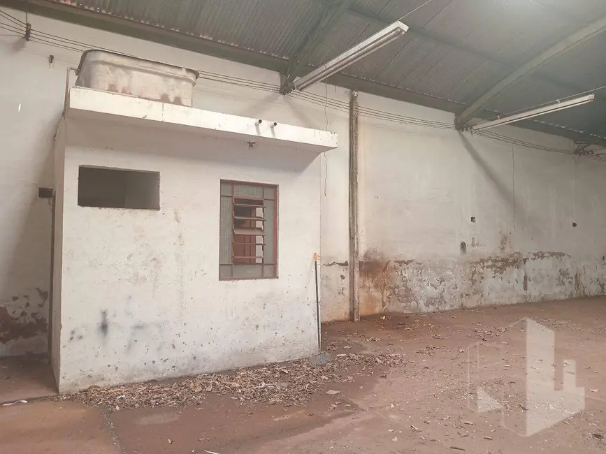 Foto 4 de Armazém / Galpão à venda, 250m2 em Chácara Flora, Jau - SP