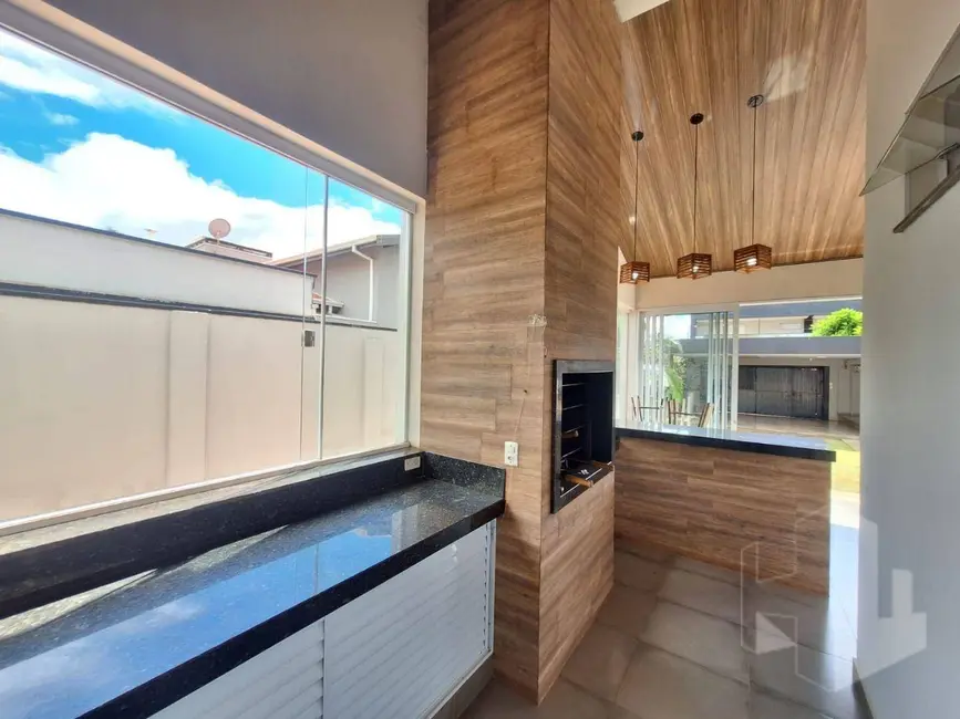 Foto 6 de Casa de Condomínio com 3 quartos à venda, 1000m2 em Jau - SP