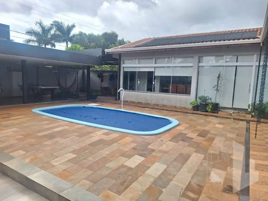 Foto 3 de Casa de Condomínio com 3 quartos à venda, 1000m2 em Jau - SP
