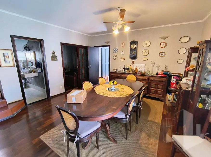 Foto 4 de Casa com 4 quartos à venda e para alugar, 500m2 em Vila Vicente, Jau - SP