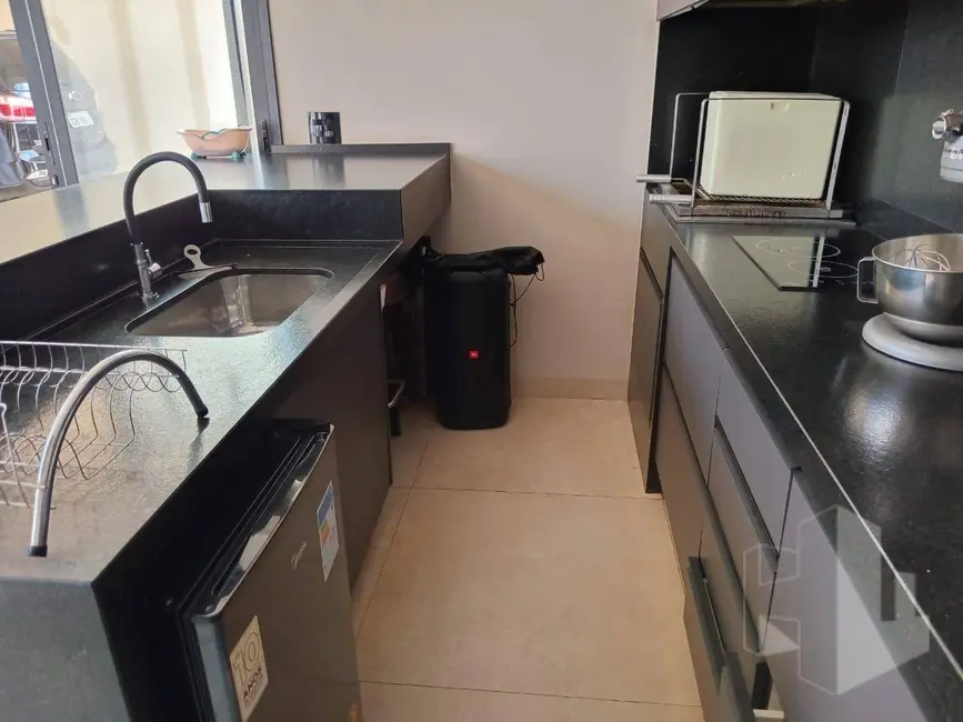 Foto 4 de Casa de Condomínio com 3 quartos à venda, 372m2 em Condomínio Flamboyant, Jau - SP