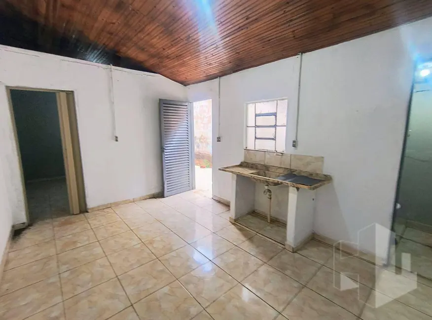 Foto 1 de Casa com 1 quarto para alugar, 100m2 em Distrito de Potunduva (Potunduva), Jau - SP