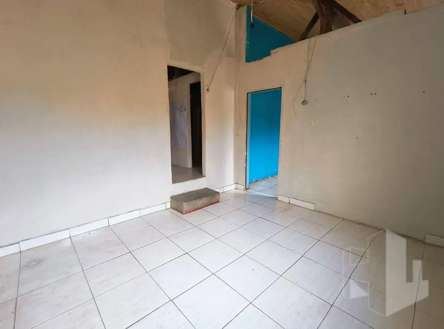 Foto 1 de Casa com 2 quartos para alugar, 100m2 em Distrito de Potunduva (Potunduva), Jau - SP