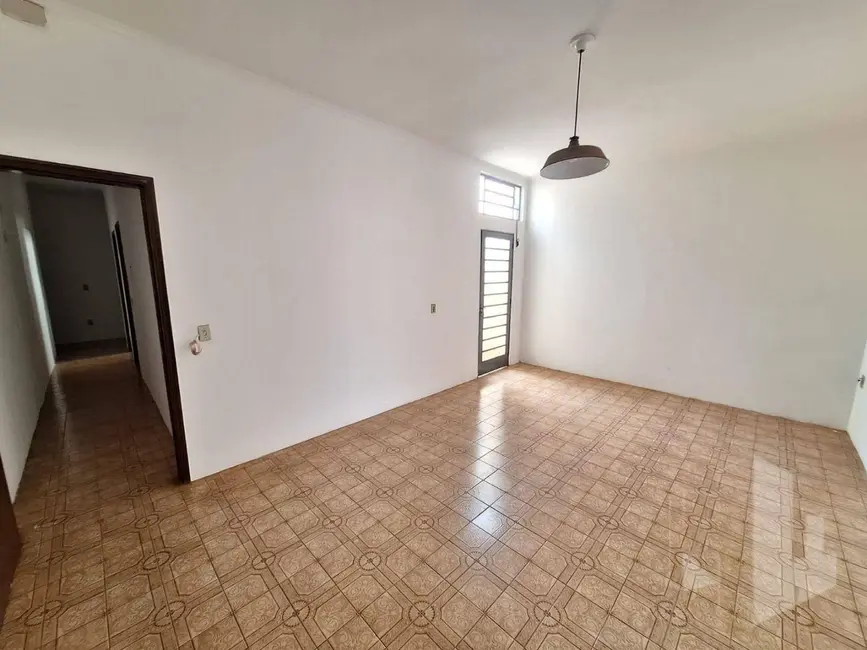 Foto 6 de Casa com 3 quartos à venda, 250m2 em Jardim Regina, Jau - SP