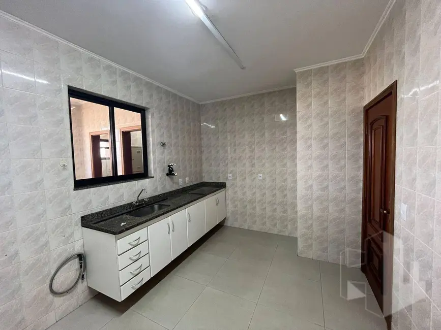 Foto 2 de Apartamento com 2 quartos para alugar, 100m2 em Centro, Jau - SP